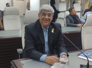Novo presidente da Câmara de Santos, Cacá Teixeira garante independência