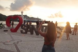 Feriado pode atrair até 396 mil turistas com ocupação de 68% nos hotéis de Santos