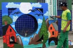 Comunidades na Zona Noroeste de Santos ganham muretas personalizadas