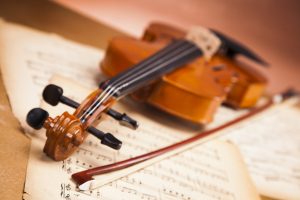 Sesc Santos oferece empréstimo gratuito de instrumentos musicais