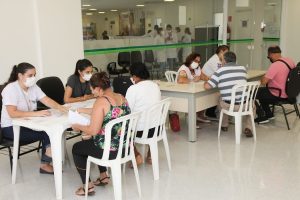 Santos realiza 191 testes no primeiro dia da campanha para diagnosticar sífilis e HIV