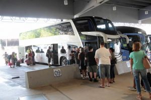 Rodoviária de Santos registra mais de 40 partidas extras antes do Réveillon