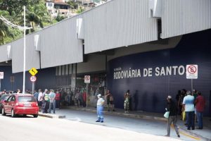 Rodoviária de Santos estima aumento de 50% no movimento durante o Natal