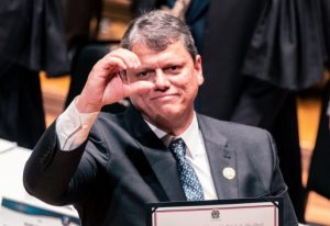 Tarcisio recua e mantém Secretaria da Pessoa com Deficiência
