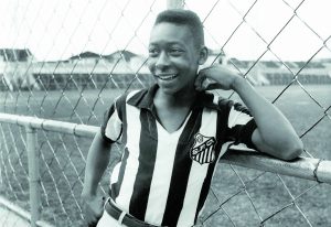 Todo santista tem uma boa história com Pelé para contar