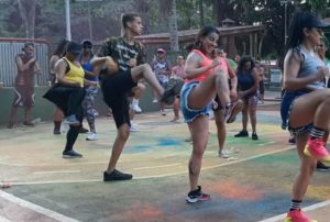 Lagoa da Saudade em Santos terá aula inclusiva de dança