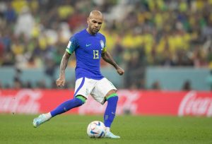 Daniel Alves é detido na Espanha por acusação de suposta agressão sexual