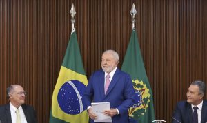 Lula diz que terá a mais importante relação com o Congresso Nacional