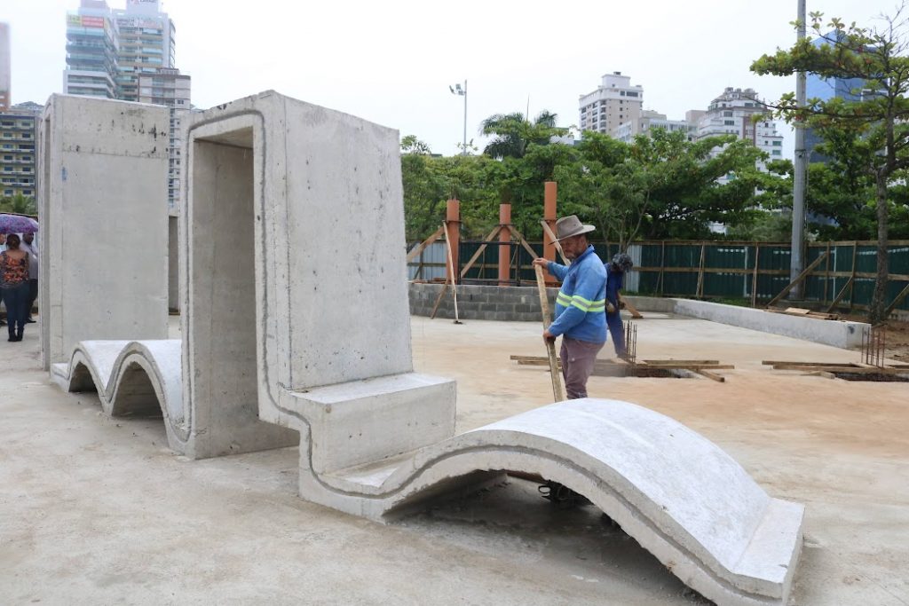Playground e fontes interativas do Quebra-Mar em Santos serão entregues neste mês
