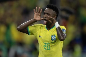 Vini Jr. fica de fora da lista dos 11 melhores do ano