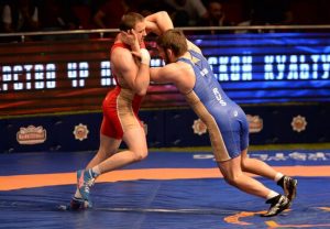 Russo campeão de Wrestling treina em Praia Grande