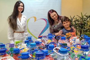 Estudante faz campanha para ajudar o Fundo Social de Praia Grande