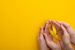 Março Amarelo: Santos inicia conscientização sobre a endometriose