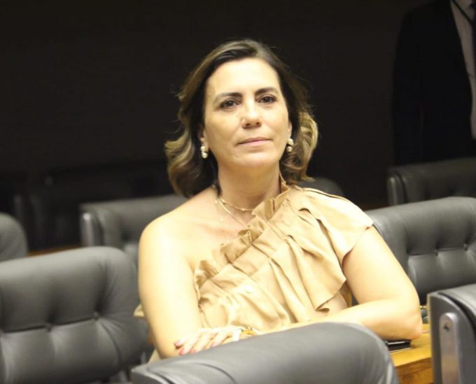 Rosana Valle, deputada federal