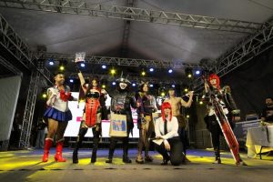 Evento geek em Santos tem diversão e solidariedade em edição especial de Natal