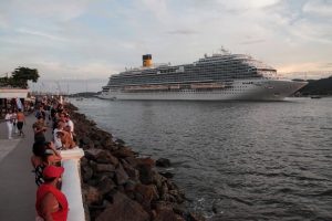Feriado deve atrair até 216 mil turistas a Santos