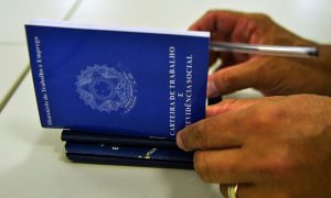 Câmara aprova fim da escala 6×1; proposta vai para o Senado