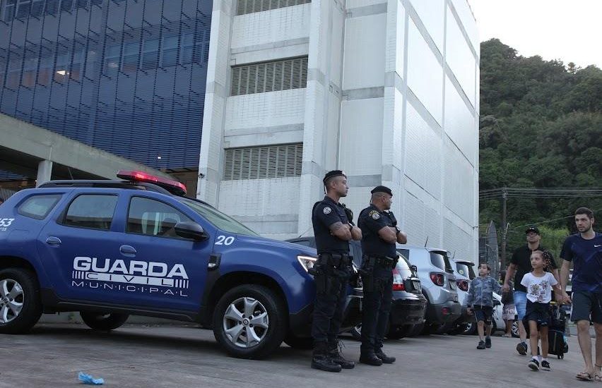 O botão de alerta nas escolas de Santos será acionado por app