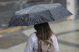 Baixada Santista enfrenta nova onda de frio