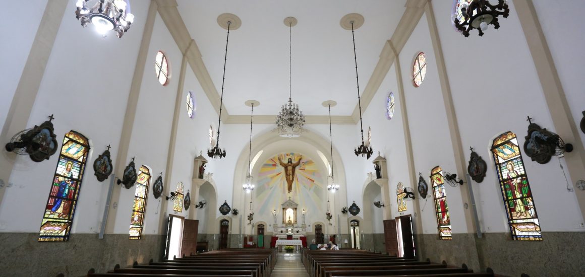 Paróquias de Guarujá realizaram missas e procissões para celebrar a Semana Santa