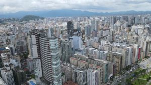 Santos registra primeira queda na inadimplência após um ano de alta