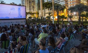 Praia Grande recebe cinema itinerante gratuito