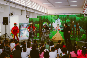 Projeto “Terra Linda” ensinou a importância de preservar o meio ambiente para o público infantil na cidade de Santos