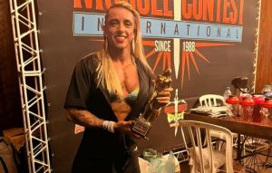 Atleta de Santos vence torneio de fisiculturismo