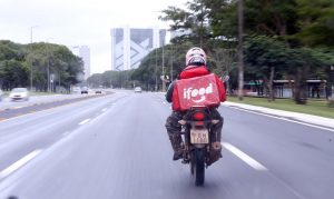 Lula cria grupo para discutir trabalho por aplicativo