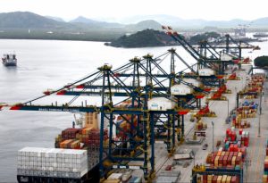Empresa do Porto de Santos abre vagas de estágio