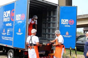 Bom Prato Móvel atende na Vila dos Pescadores, em Cubatão, neste mês de junho
