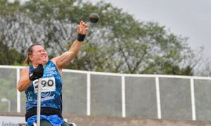 Beth Gomes bate recorde mundial pela 2ª vez no ano