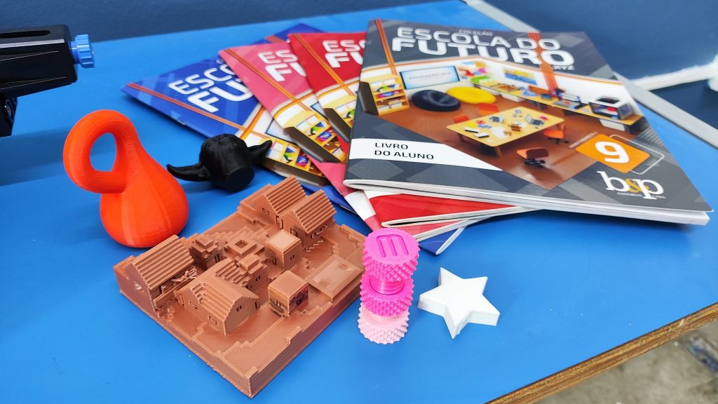 Escolas de Guarujá terão impressoras 3D