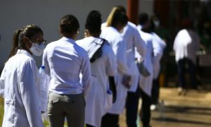 Câmara aprova MP do Mais Médicos