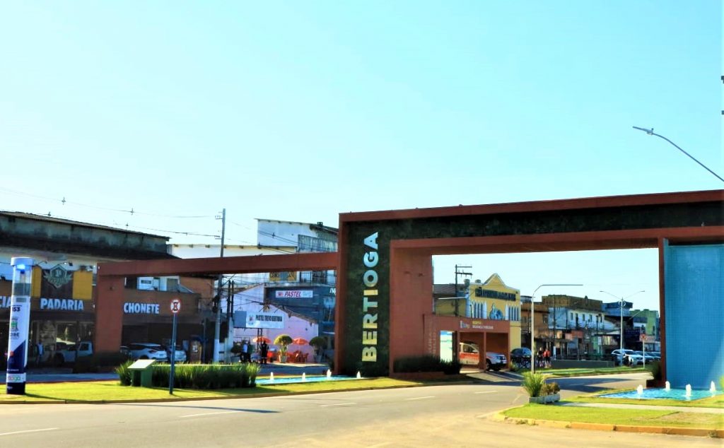 Filmagens aéreas 360° divulgam pontos turísticos de Bertioga