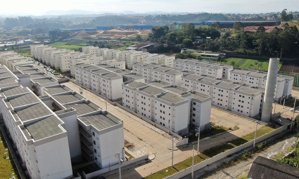 Lula sanciona lei do programa Minha Casa, Minha Vida