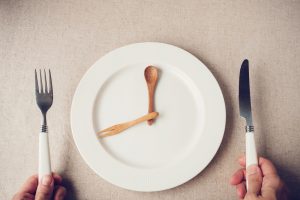 Jejum intermitente: é bom ou ruim para a saúde?