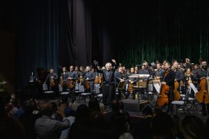 Maestro João Carlos Martins e Bachiana fazem concerto em Santos