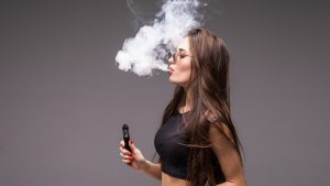 Cigarro eletrônico e vape podem levar à epidemia de câncer de pulmão