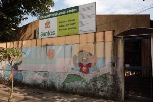 Avanços na reforma de escola na Vila Belmiro