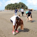 Santos terá mutirão de limpeza na praia no World Cleanup Day