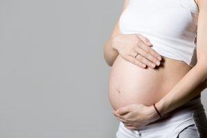 Associação dos Médicos promove ‘Noite da Pizza’ para “Projeto Menina Mãe” nesta sexta
