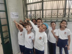 Escolas de Santos recebem cartazes sobre discriminação racial