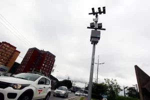 Motoristas de Santos podem ter 40% de desconto nas multas