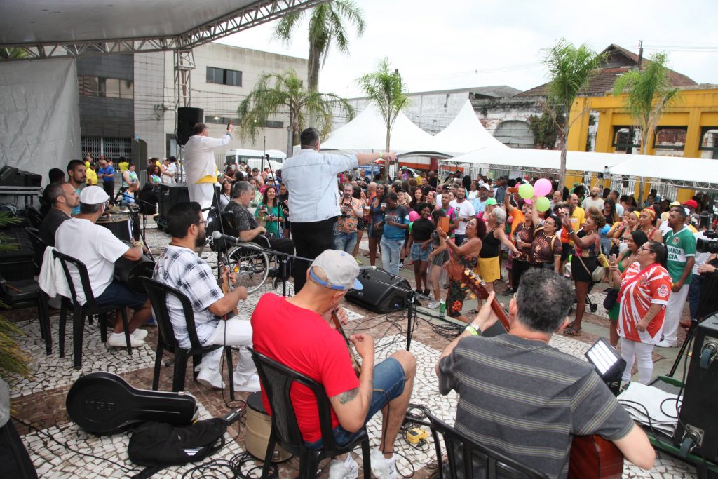 Carnaval causa mudanças no trânsito