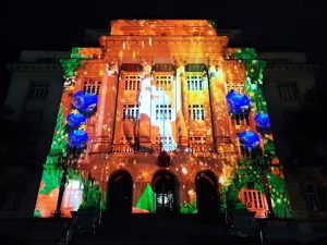 Natal Criativo proporciona noites felizes para Santos
