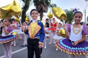 Neste domingo acontece a ‘4ª Parada de Natal de Cubatão’