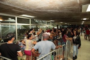 Venda de ingressos para os desfiles de carnaval em Santos começa dia 23