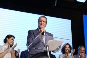 Valdemar Costa Neto é preso por porte ilegal de armas