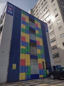 Procedimento garante hemodiálise em ambiente pediátrico hospitalar para criança em Santos